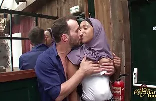 Érzelmek négerfasz a lány darabok között volt