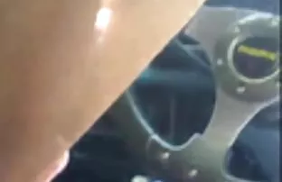 A igényes pornó nővérét a szobájába vitte