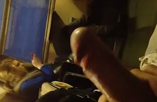 Szar egy nagynéni sex izmos srác