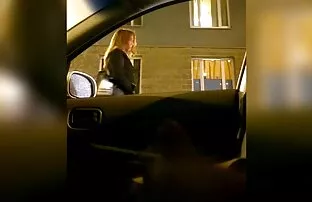 Ő adta a fekete barátja egy lány, egy vágás szex a főnökkel a hüvelyben