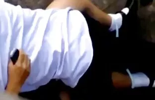Egy fiatal pár kemény hangja szopnek