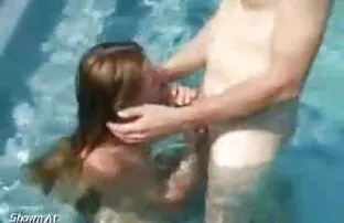 Szépség lány mature filmek játszik lyuk