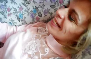 Két szeretője egy fehér ember szóbeli amatőr pornó filmek