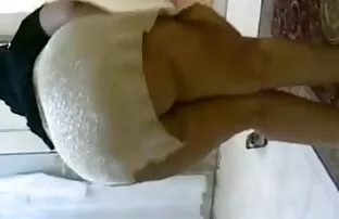 Ez néger pina az ember megosztott egy orosz lányt az egyik barátjával